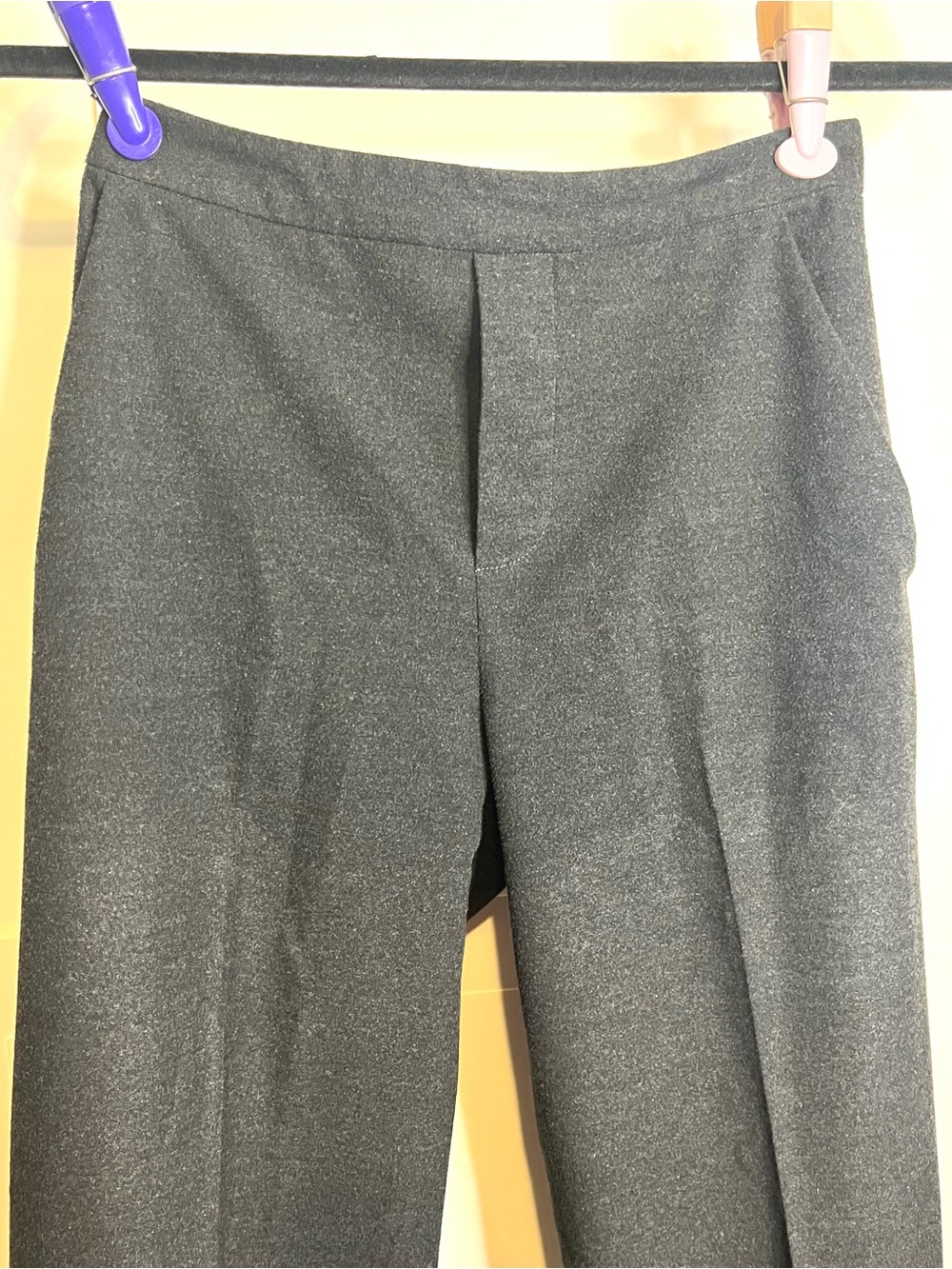 Brochu Walker Women’s Size XS Westport Pull-on Cropped Pant in Dark Charcoal - Picture 8 of 11